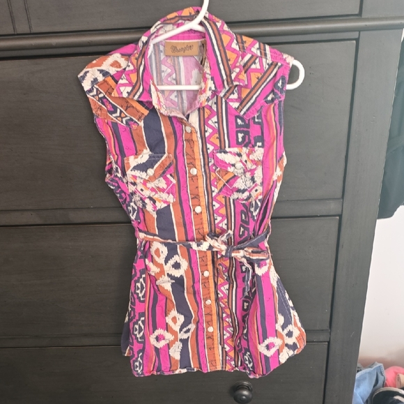 Wrangler Girl Multicolor Patterned Sleeveless Shirt - Picture 1 of 2